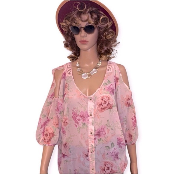 Pink Floral Cold Shoulder Top Crochet Back- M - Picture 2 of 9